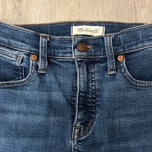 Madewell High Rise 10” skinny blue jeans size 26P - Picture 3 of 8